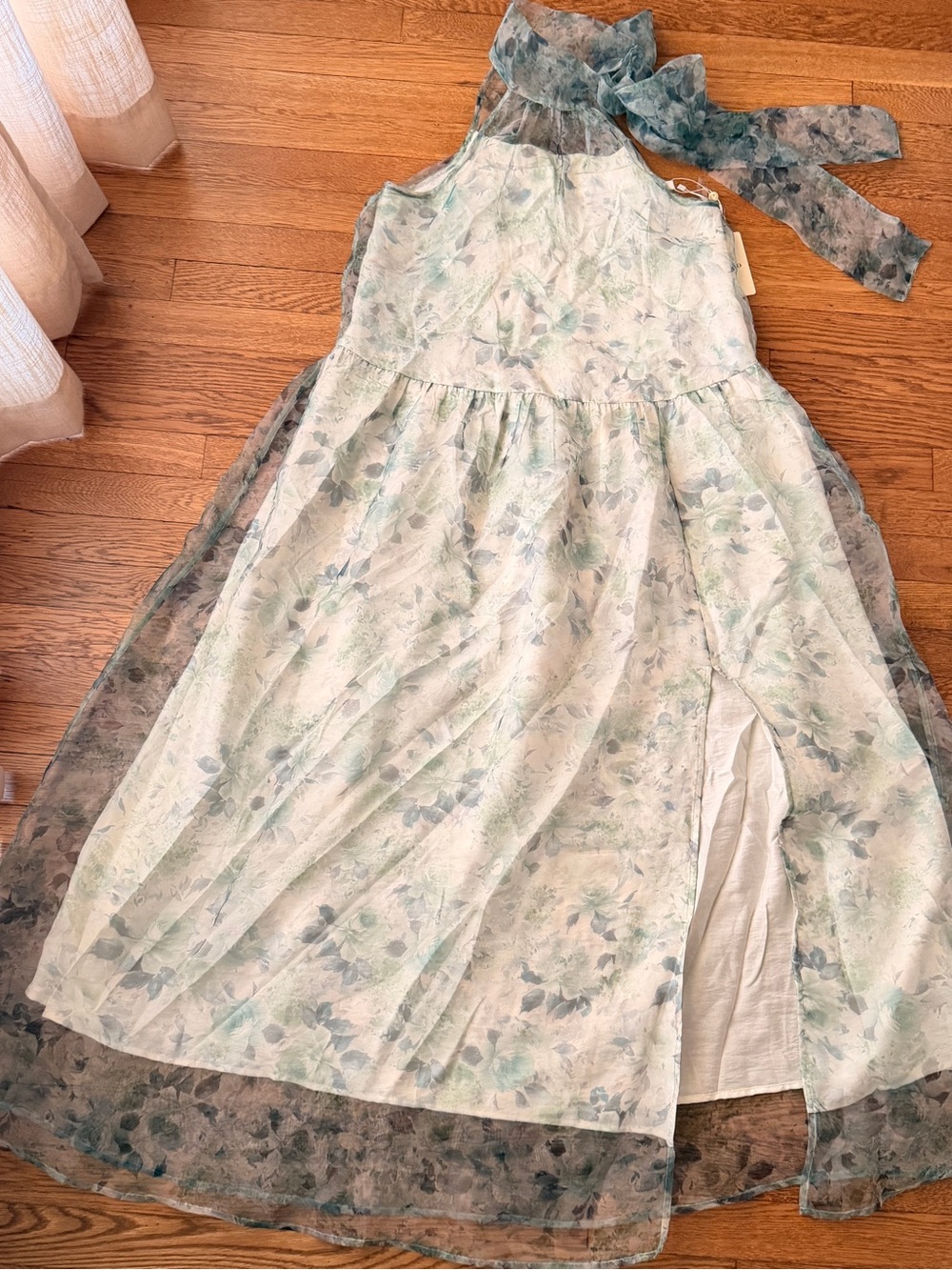 ANTHROPOLOGIE Sleeveless Floral Halter organza Dress in Light Green and Teal